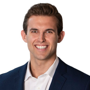 Paul Kunierek Headshot